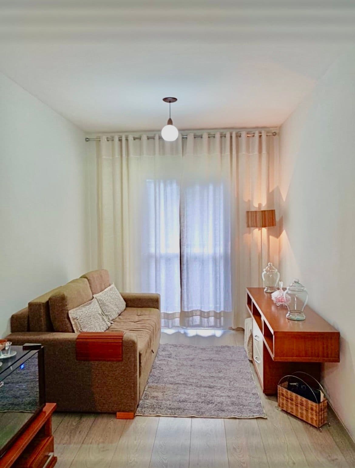 Apartamento com três quartos e vista no Quitandinha, Petrópolis